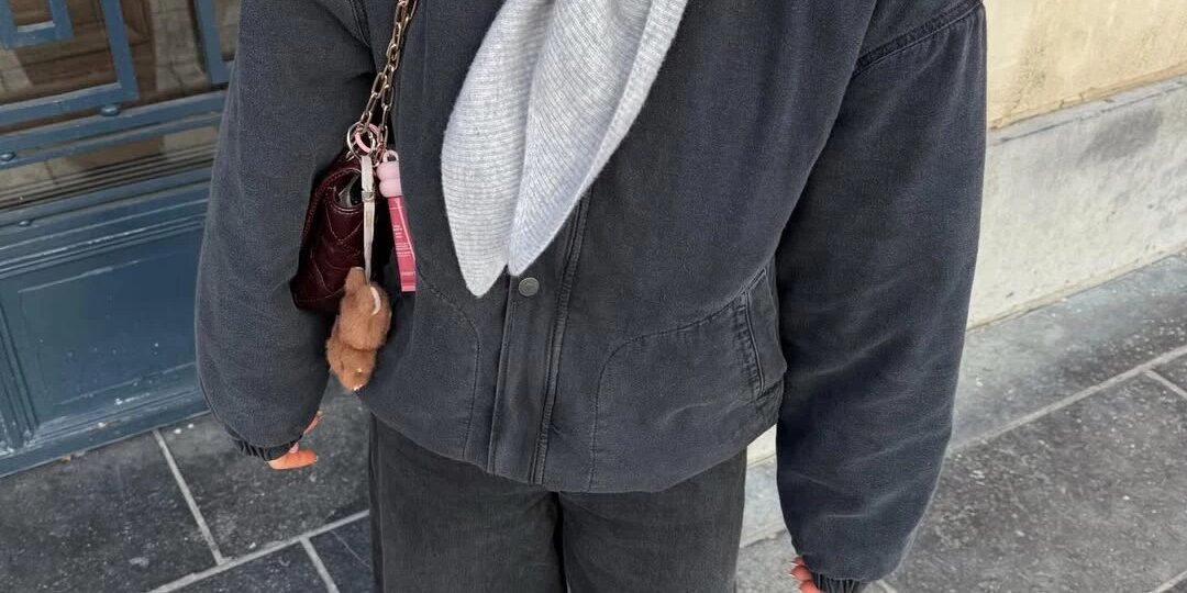 5 самых МОДНЫХ ШАРФОВ этой зимой: от меховых до полосатых