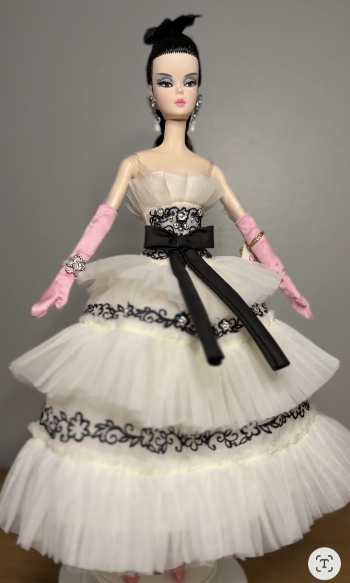 Barbie Fashion Model Collection #4 от Роберта Беста - фото куклы 