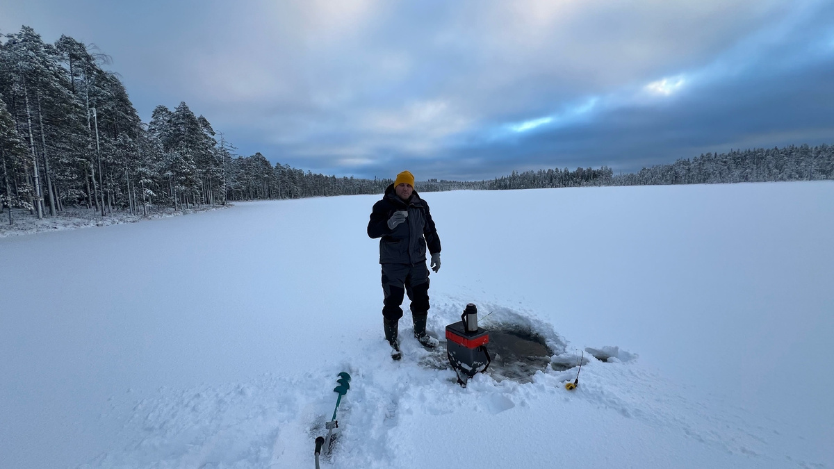 Лед от 6 до 10 см.