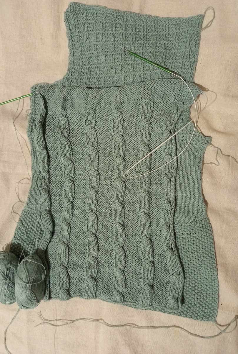 Пехорка крапива нежная,цвет морской прибой 