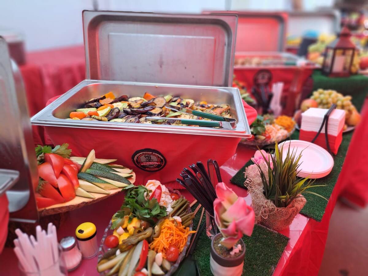 Кейтеринг на 8 Марта.