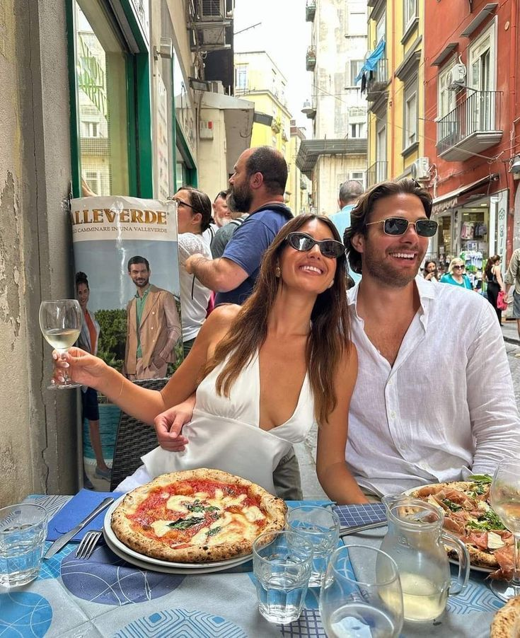 Что русской-дикость, итальянке-обыденность... Что русской-дикость, итальянке-обыденность...