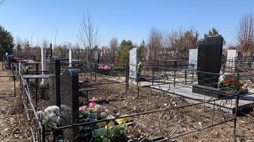    Кладбище, захоронения. Источник: "Толк"