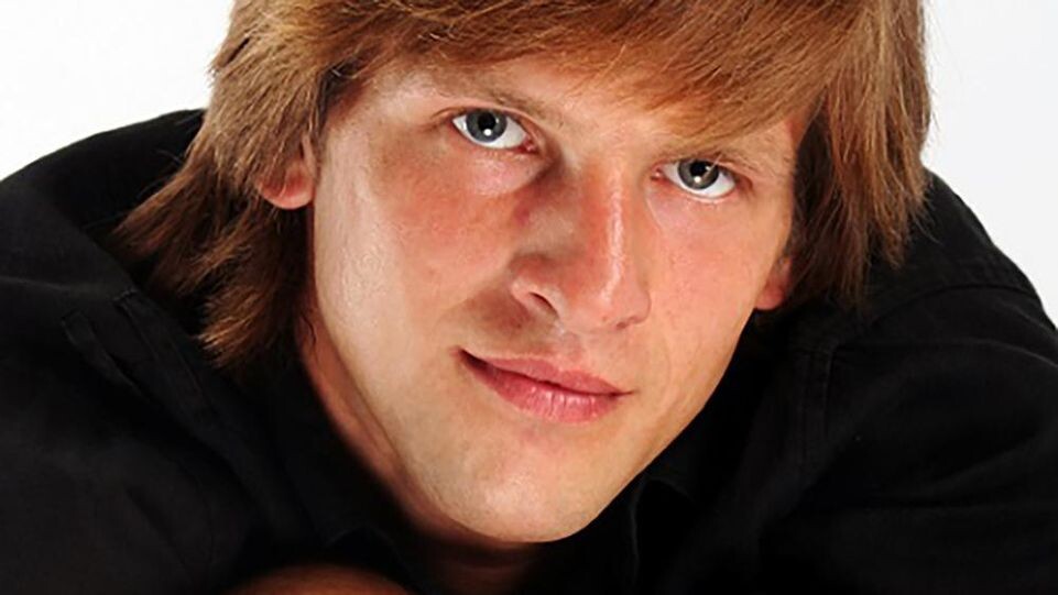    Википедия/kino-teatr.ru