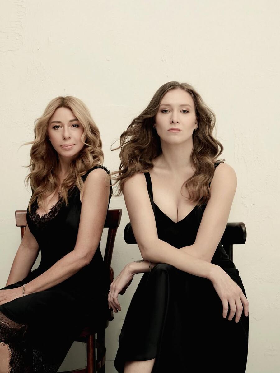 Алена Апина с дочерью Ксенией. Фото: социальные сети