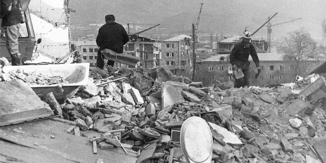 7 декабря 1988 года в Армении произошло катастрофическое землетрясение
