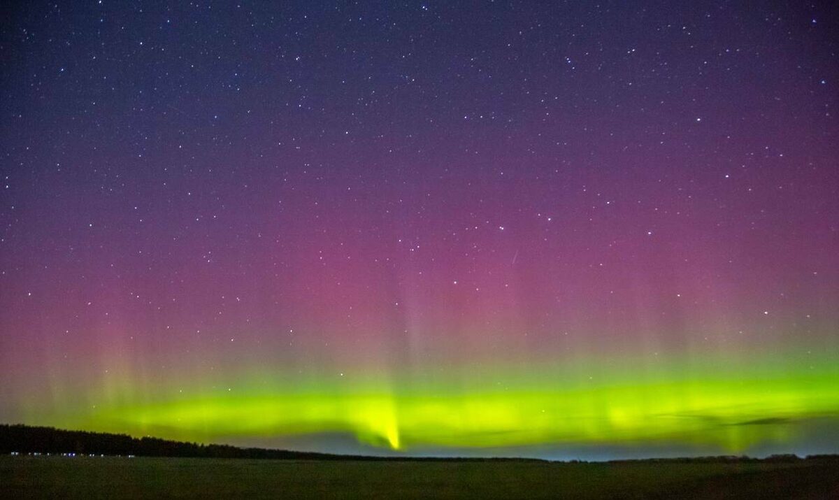 Полярное сияние 12 октября 2025 года в селе Дубъязы Высокогорского района ТатарстанаФото предоставлено Ириной Абрамовой