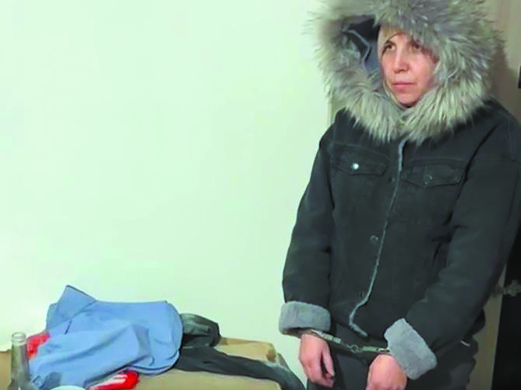     Обвиняемая в убийстве. / Лилия Шарловская