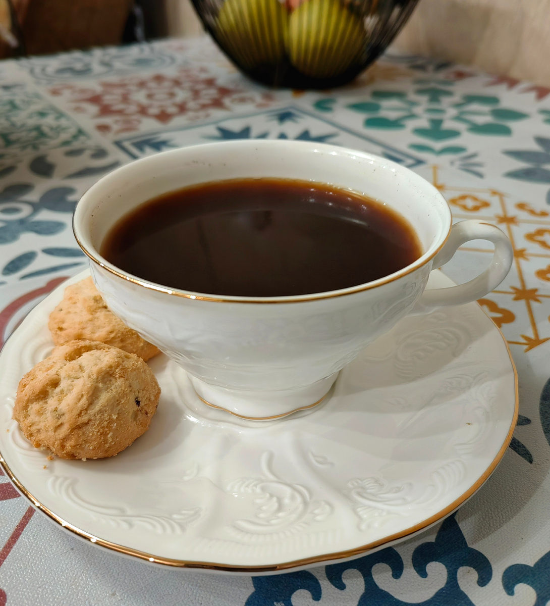 Сегодня распаковала подаренную весной моей подругой фарфоровую пару. Обожаю такие вещи