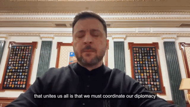    Фрагмент видеообращения Владимира Зеленского