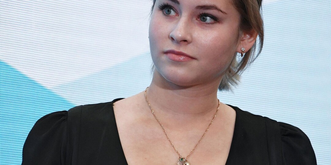 Муж ушёл служить, она замуж за другого: запутанная история любви Юлии Липницкой