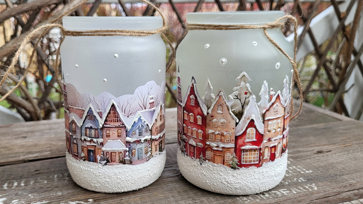 Фонарики при дневном свете. Фото автора - Ольги Суховой.