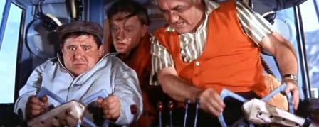   Иллюстрация из Интернета (Кадр из фильма "Это безумный, безумный, безумный, безумный мир")