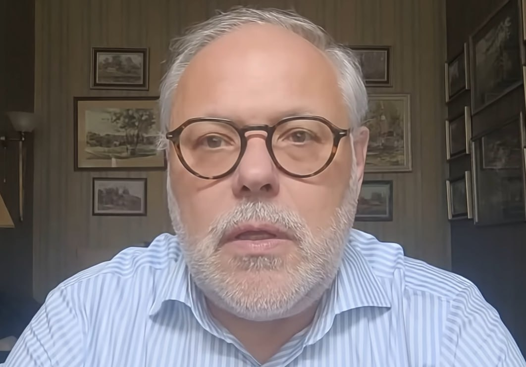 Фото: Prt Scr rutube.ru / Михаил Хазин