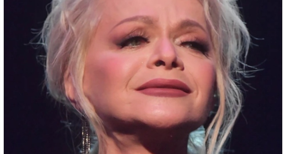 Как Лариса Долина впервые вышла на сцену после того самого интервью на Первом канале