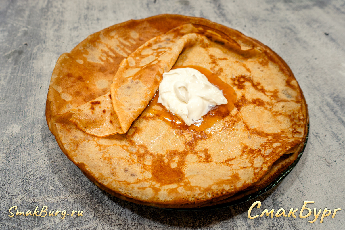 Блины из цельнозерновой муки на молоке - простой, вкусный и полезный домашний завтрак