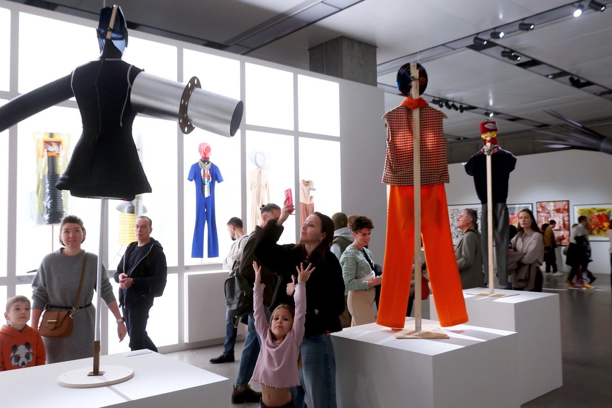    Музейная экспозиция собрана как пазл, из контрастных проектов. От грешной земли - к высотам птичьего полета. / Сергей Куксин/ РГ