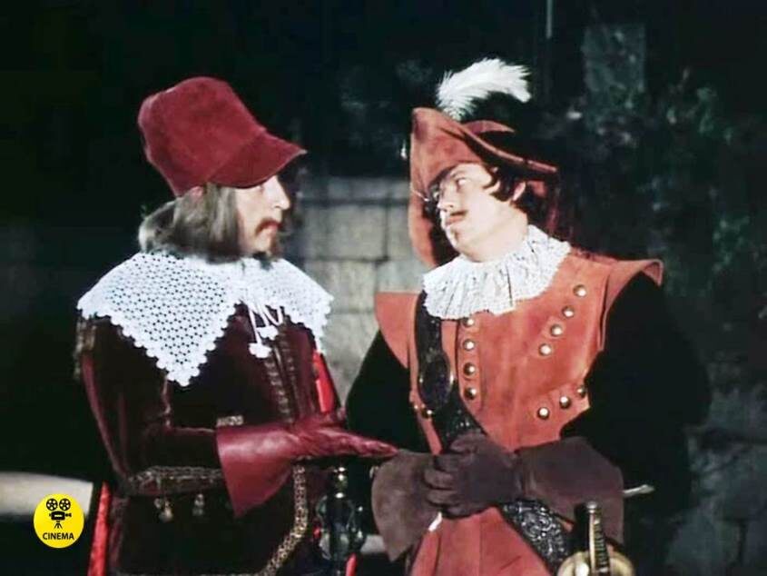 Костюмы Татьяны Острогорской в фильме "Собака на сене" (1977). 