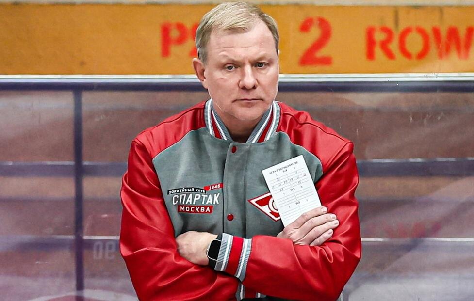 Главный тренер "Спартака" Алексей Жамнов