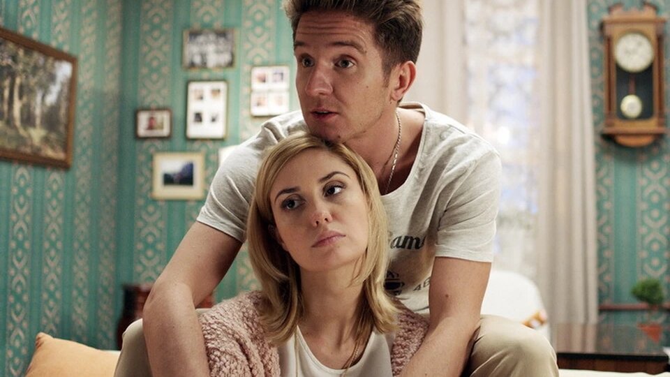 7 лет вместе, но не женаты - это семья? Спросили у юриста, психолога и соседки Тамары Ивановны