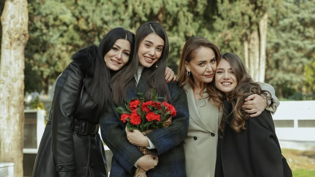 Хюлья, Аслы, Рейхан, Мелике.