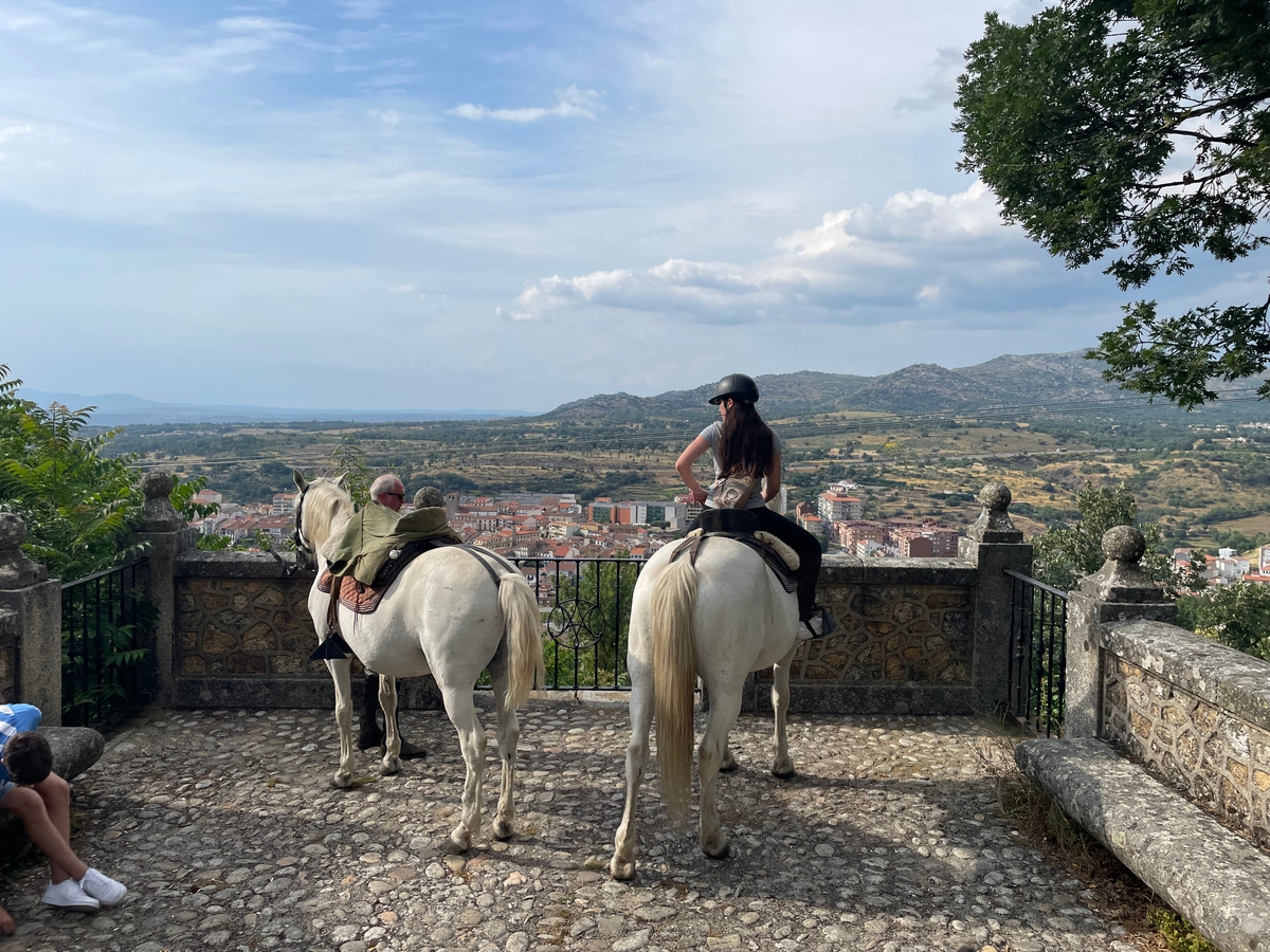 Это Хабо и Труэно