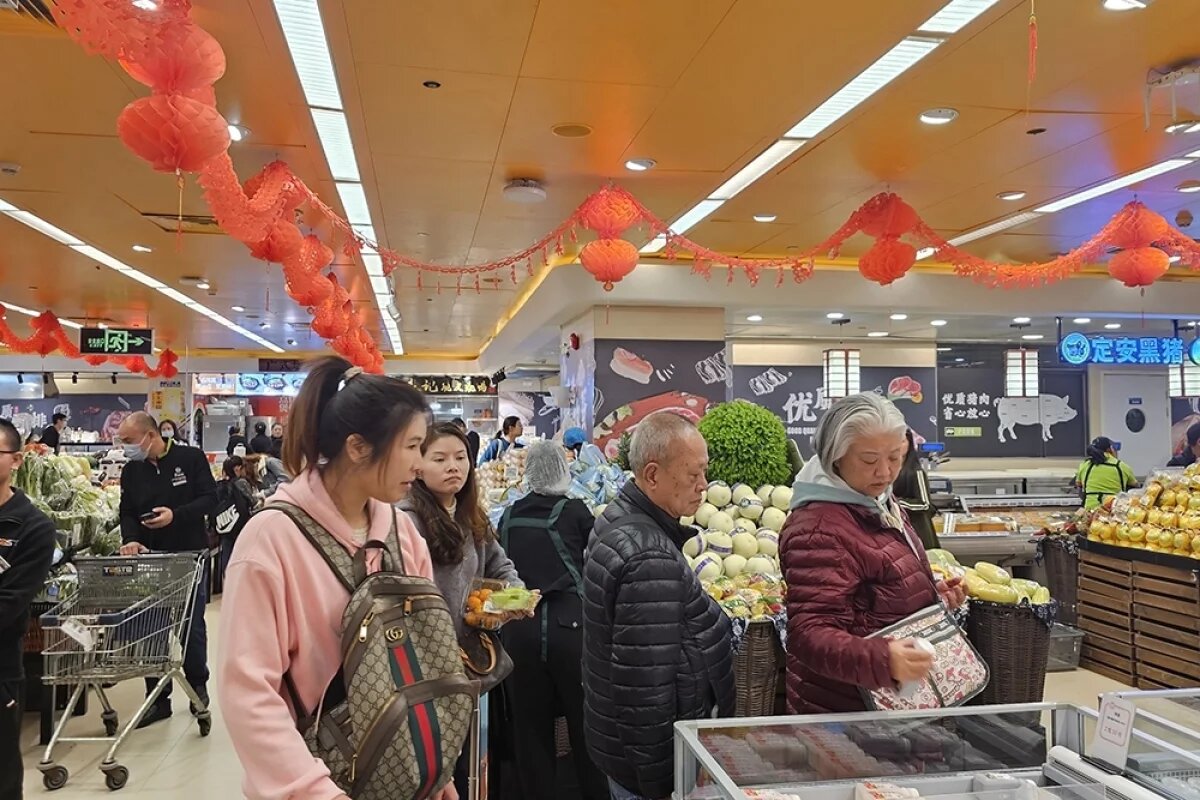    Все продукты для Гонконга уже производятся именно в Китае — но, как правило, умные политики этот факт не знают.