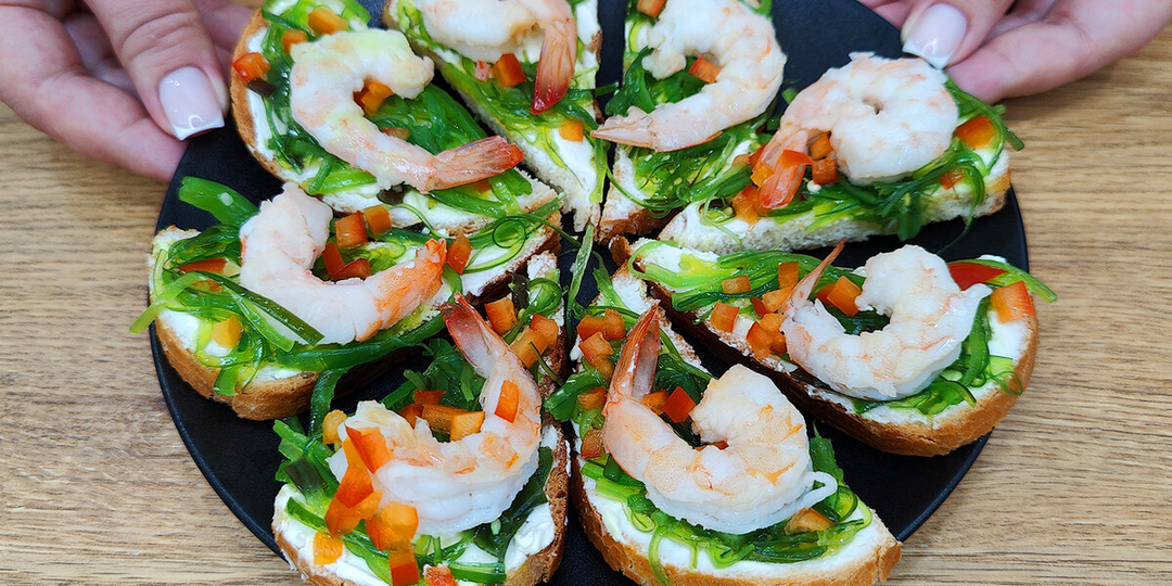 Оригинальная "Королевская" закуска на любой стол. Выглядит эффектно, нарядно и получается очень вкусно