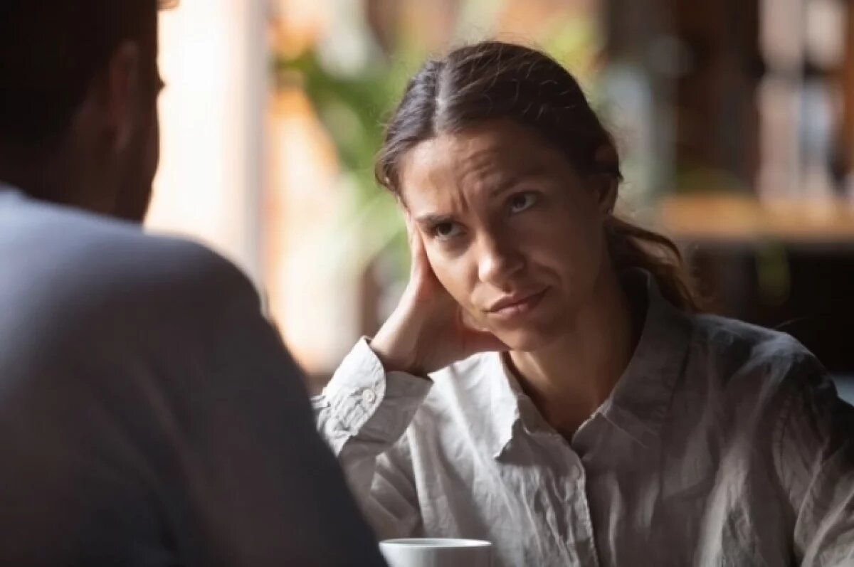    Жители Новосибирска борются с салонами эротического массажа в своем доме