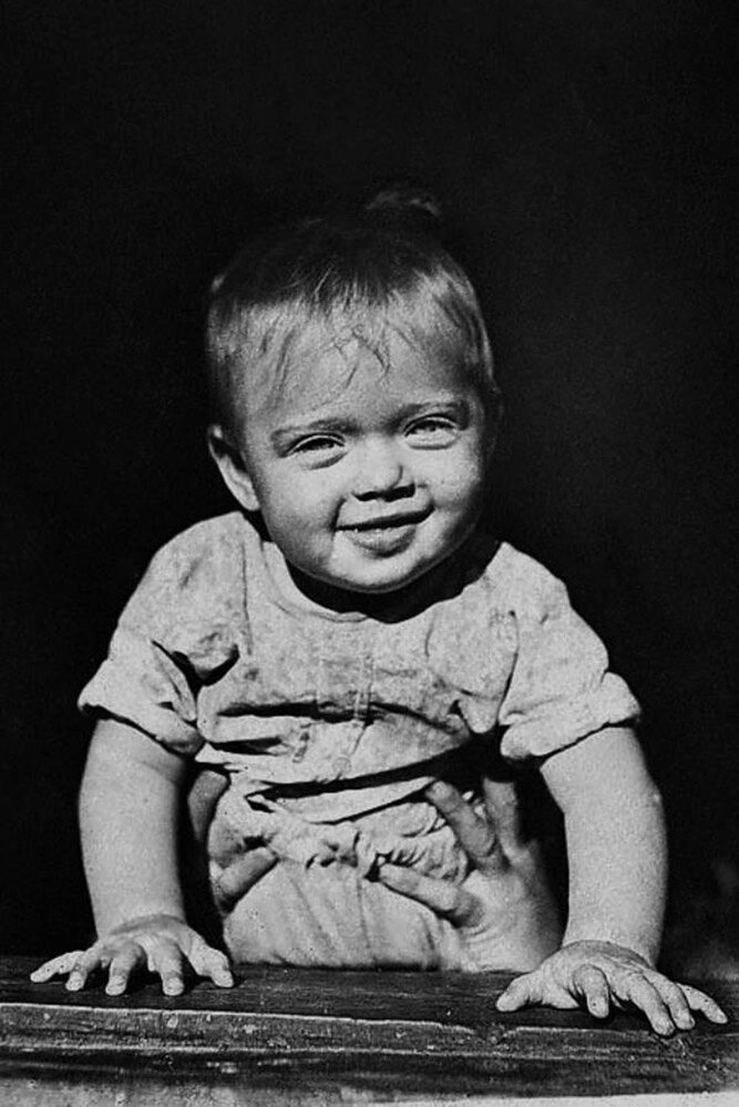    Алиса Фрейндлих в детстве. Фото: wikipedia.org