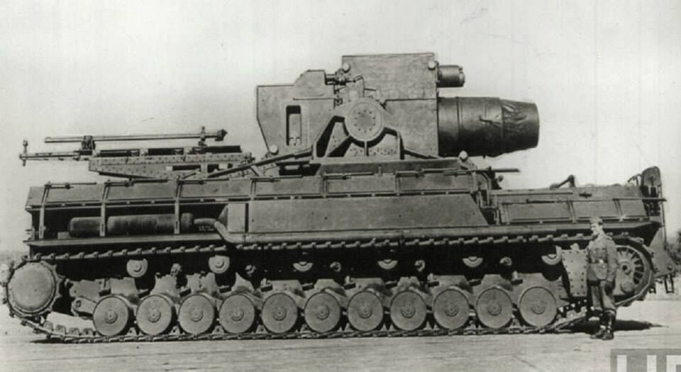 600-мм самоходная мортира «Karl»