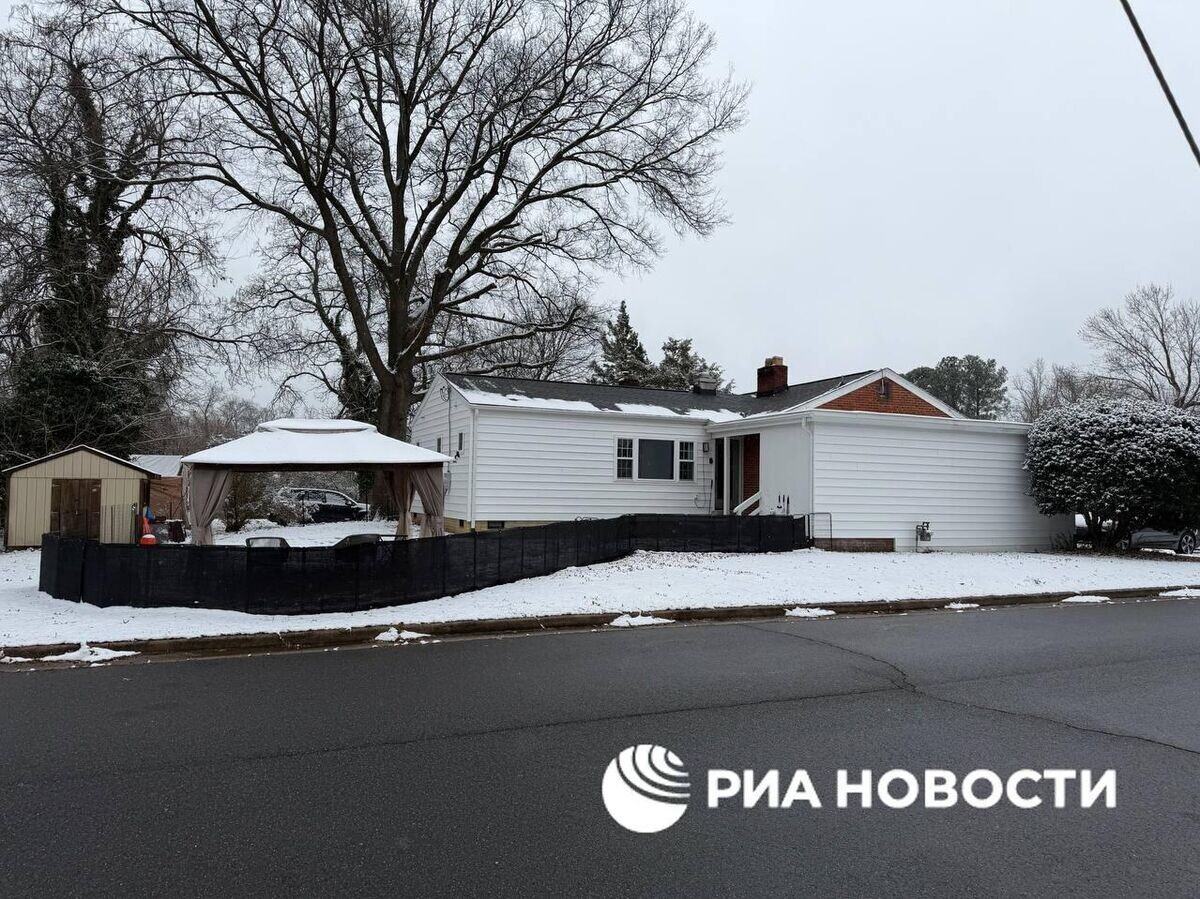    Здание в штате Вирджиния, в котором зарегистрирована ювелирная компания премиум-класса Ekajewels Company LLC | © Фото : РИА Новости