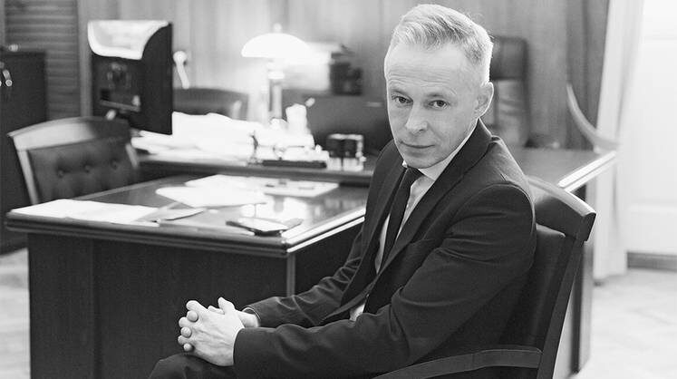    Олег Сердечников Директор ИМЕТ РАН Владимир Комлев — автор более 400 научных работ и нескольких десятков патентов РФ, ЕС и Канады