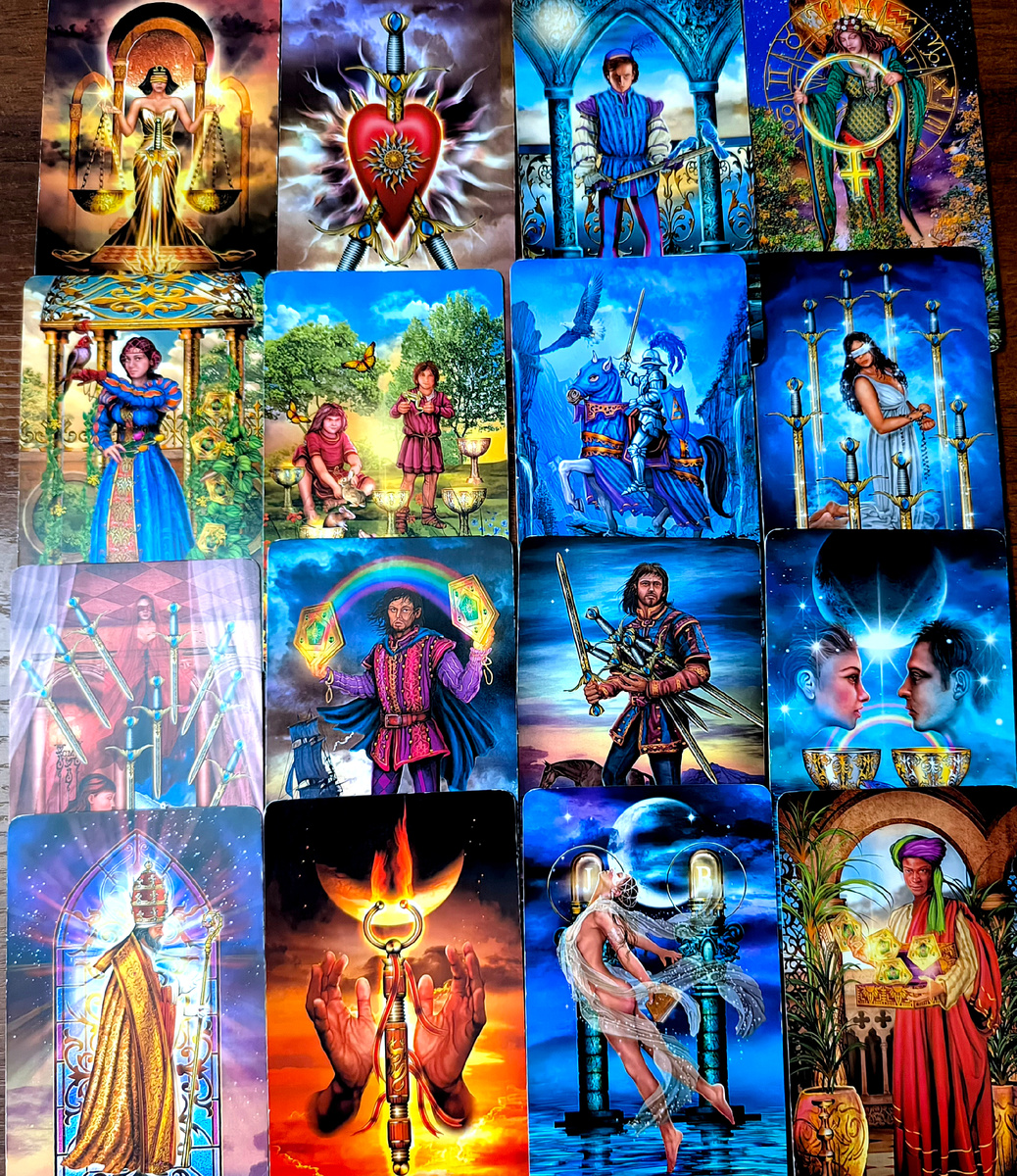 Ваша ценность для мужчины и его действия. Аналитика на Таро. Личное фото автора.