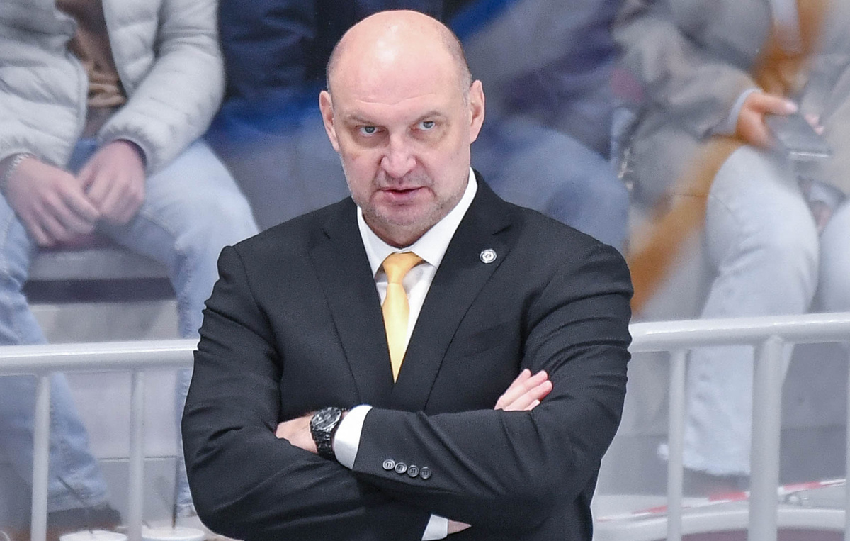    Главный тренер "Амура" Александр Андриевский  Юрий Смитюк/ТАСС