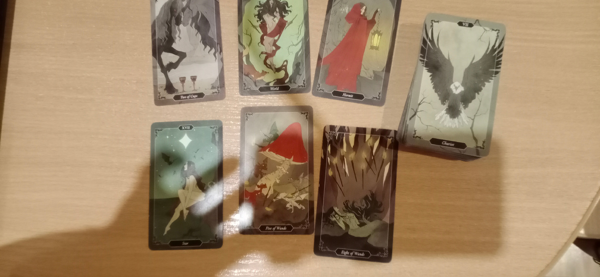 На сердце у вас желание перемен. Больших. Любовь которая отравила вам сердце. Вы там отношения завершили. Мечтаете и ваши мечты скоро обретут крылья. Не бойтесь жить, ведь каждая ошибка это опыт. Выходите из отшельника и двигайтесь, иначе будет во всем застой. 