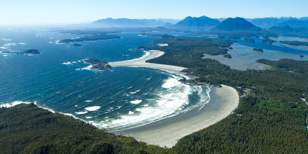 Страны-чемпионы: У кого самая длинная береговая линия, а у кого — больше всего часовых поясов?