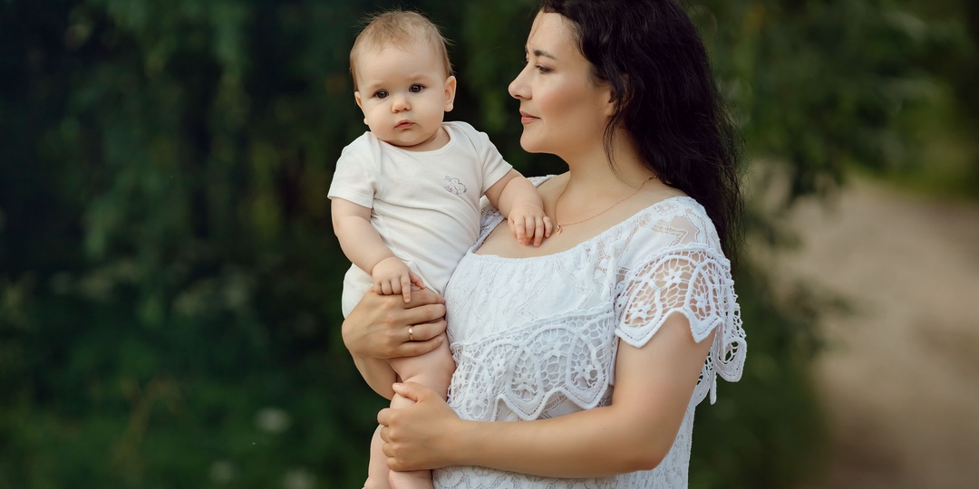 👶🏻 Физическое развитие и пищеварение: как двигательная активность влияет на работу ЖКТ у младенцев