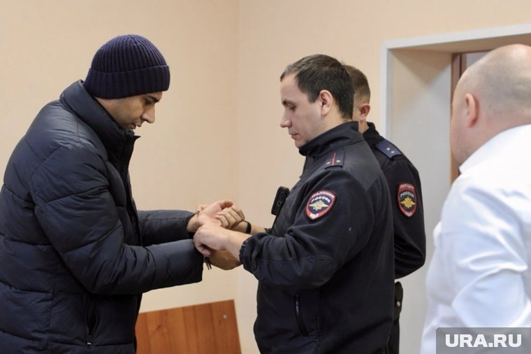  Арайика Закояна признали виновным