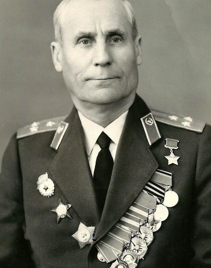 «За успешное форсирование Днепра…»