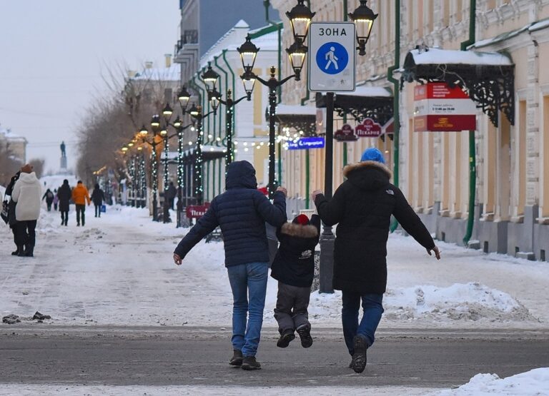    Большинство оренбуржцев проведут новогодние каникулы дома Оренбуржье