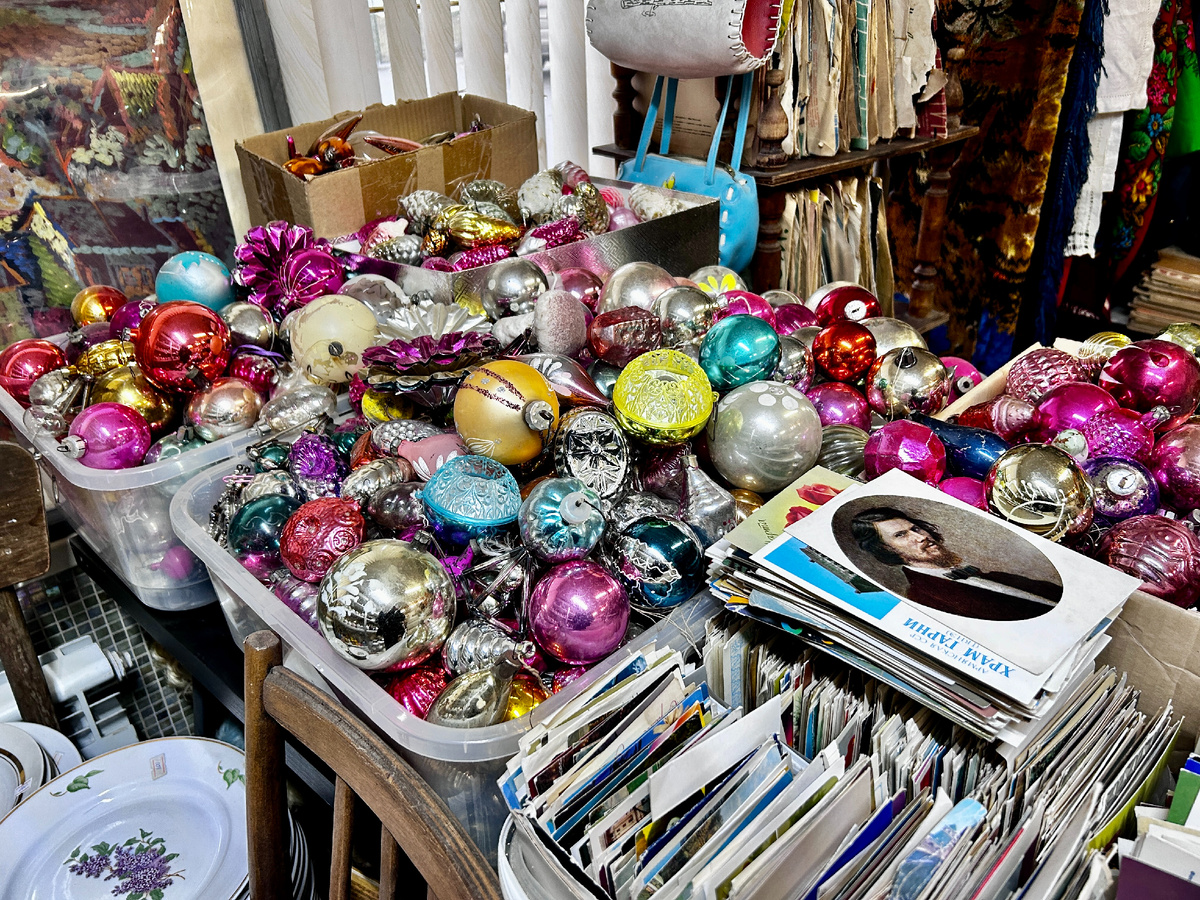 Лавка старины. Листайте дальше , чтобы увидеть больше.