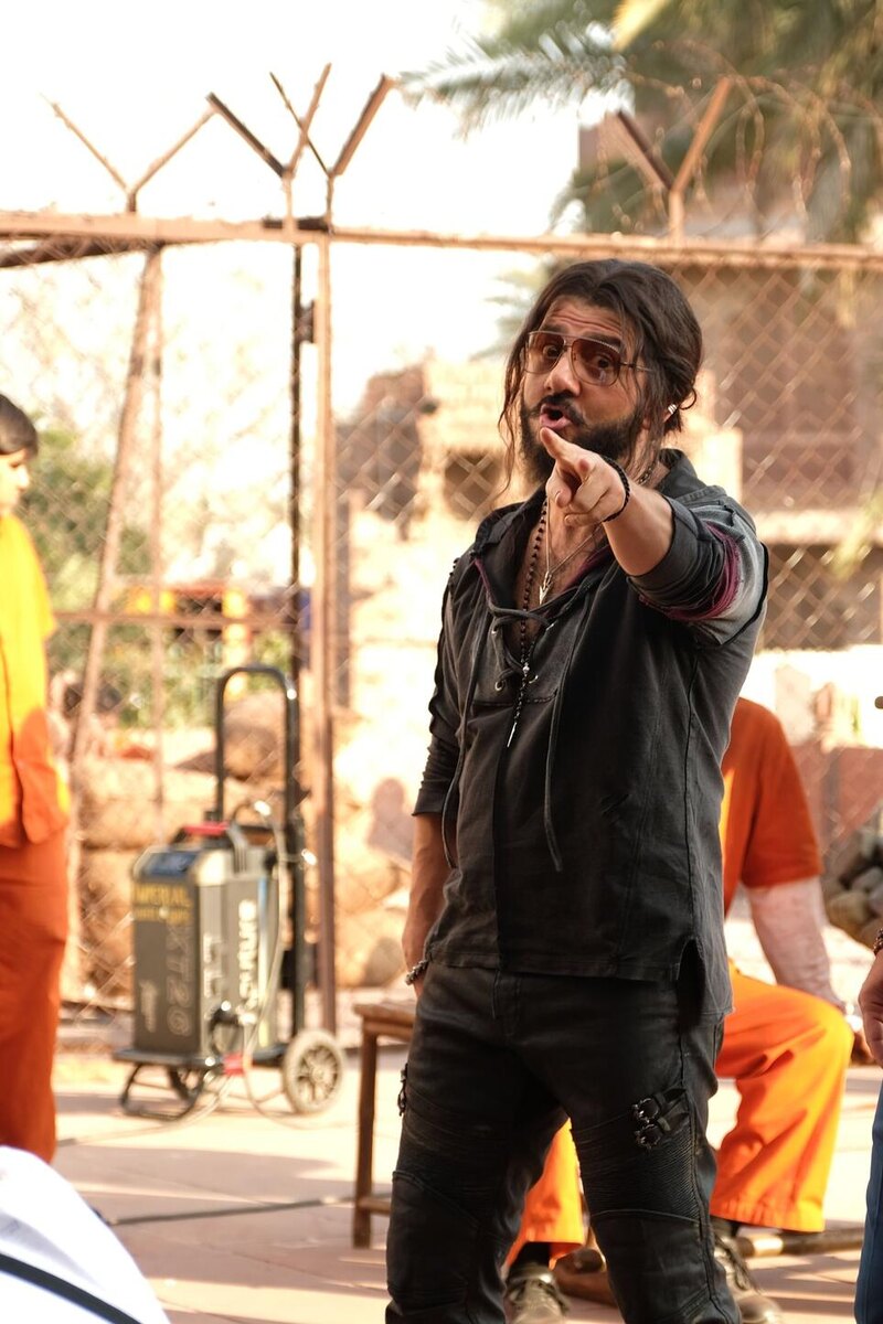    Михаил Галустян