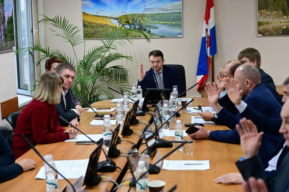    Телеграм-канал "На местах"