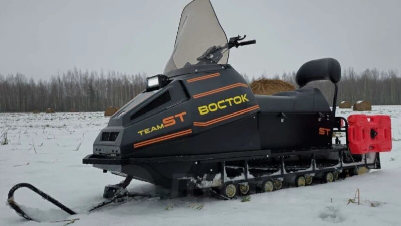     В Барнауле продают снегоход за 465 тыс. рублей. drom.ru