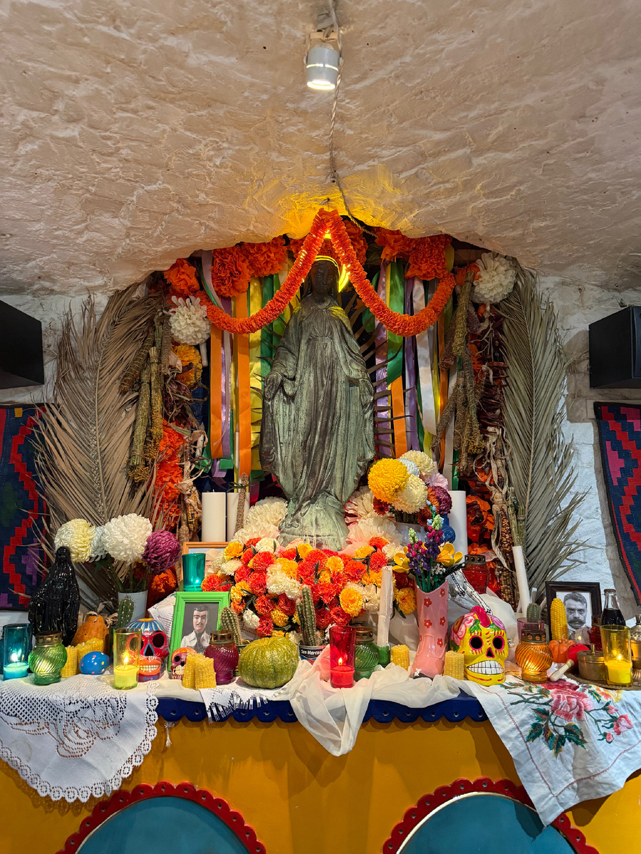 Тот самый алтарь Девы Марии