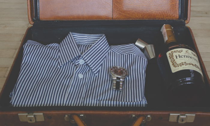 У каждого чиновника в сегодняшних условиях должен быть готов тревожный чемоданчик / Фото: pxhere.com