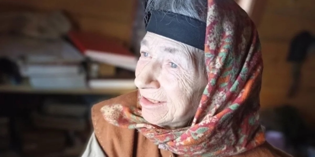 Огромный медведь донимает Агафью Лыкову уже несколько месяцев