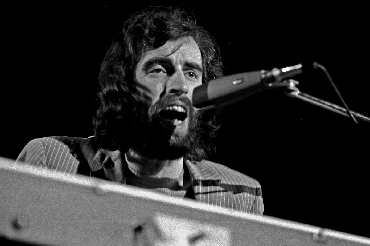 Ричард Мануэль (1943-1986) — канадский музыкант, более всего известный как клавишник, перкуссионист и один из трёх (наряду с бассистом Риком Данко и барабанщиком Левоном Хэлмом) вокалистов канадской рок-группы The Band.