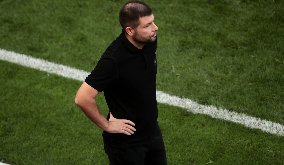 «Услышал крики, вышел». Мусаев рассказал о скандальной стычке Кордобы и Мойзеса в подтрибунном помещении